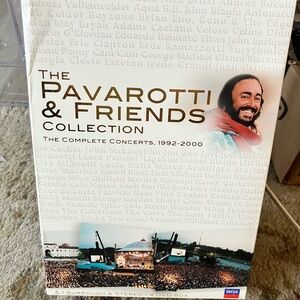 THE PAVAROTTI & FRIENDS COLLECTION 4 DVD BOX SET.